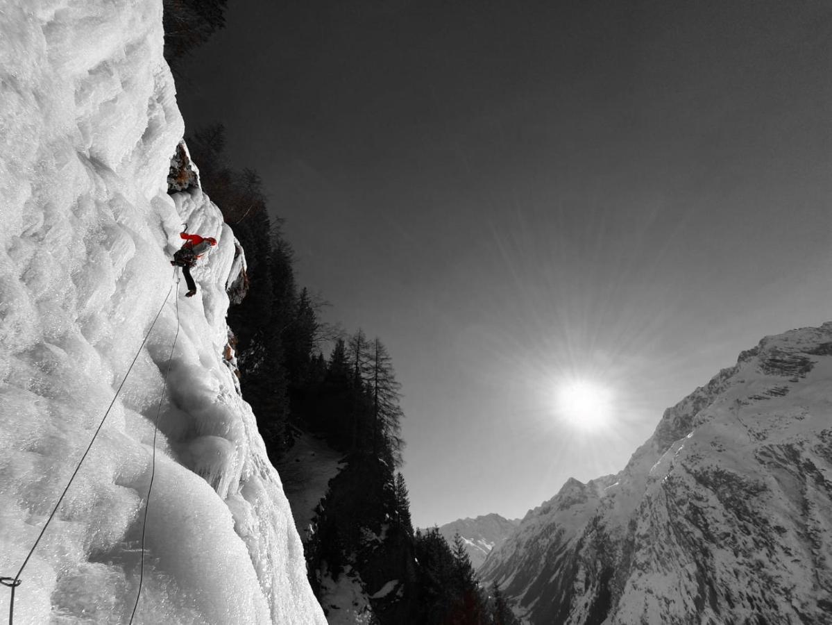 Bergperle Apartments & Mountain Sport Fließ Buitenkant foto